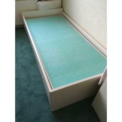 Bed 1 persoons 90x200