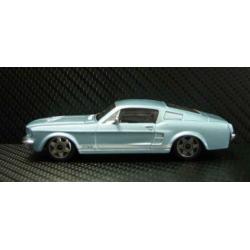 1:43 leuke Ford Mustang GT blauw in doos