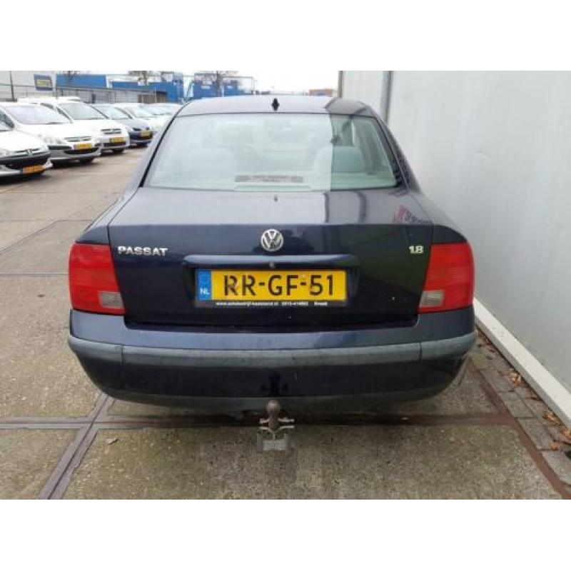 Volkswagen Passat 1.8-5V Trendline