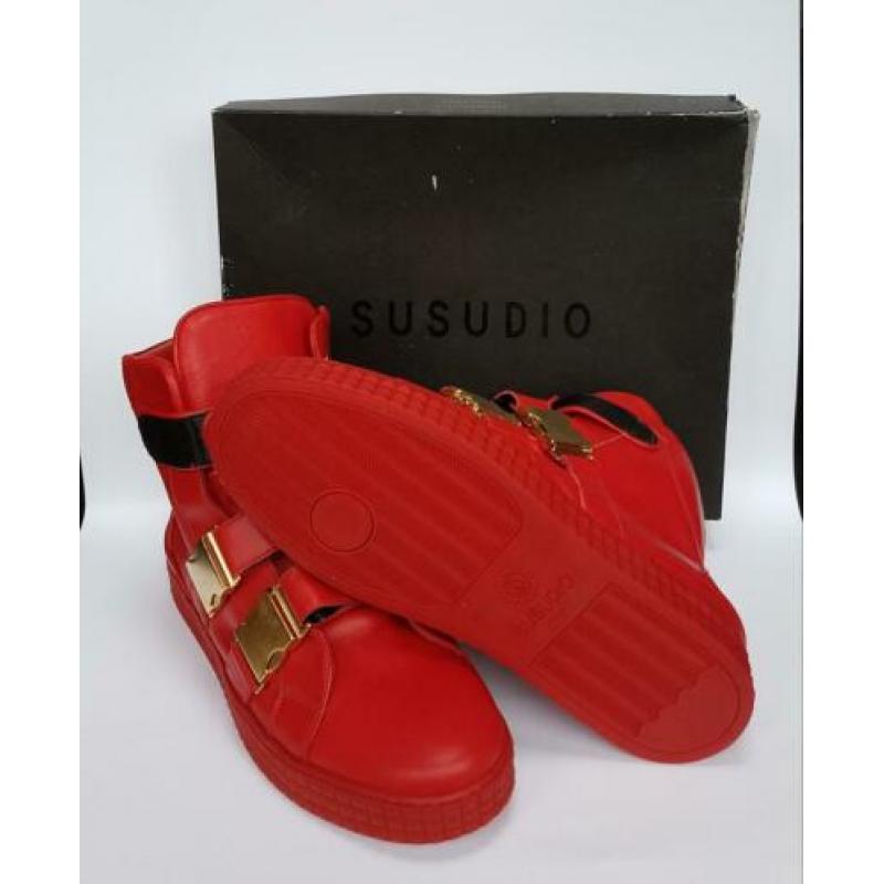 Susudio Red top Star maat 42