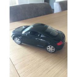 Audi TT Revell 1998 1:18