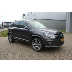 Volkswagen Tiguan 2.0 TSI Sport&Style R- Line