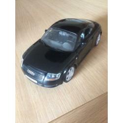 Audi TT Revell 1998 1:18