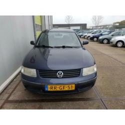 Volkswagen Passat 1.8-5V Trendline