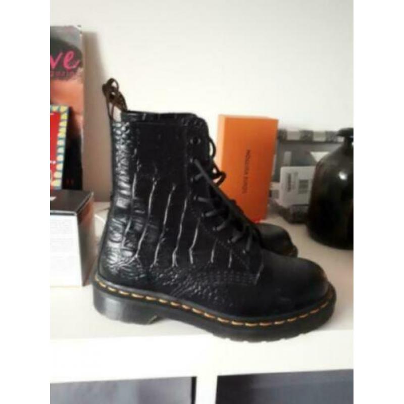 Super mooie Dr Martens Croco Croc zwart in maat 38 NIEUW !