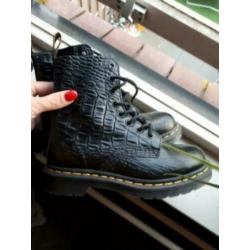 Super mooie Dr Martens Croco Croc zwart in maat 38 NIEUW !