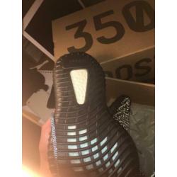 Yeezy boost 350 V2 zwart reflective, maat 42