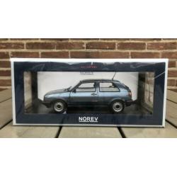 Sale 1:18 volkswagen golf 2 norev in box