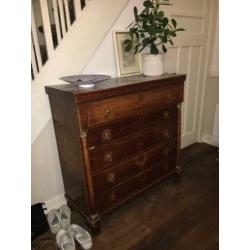 Antieke ladenkast / commode