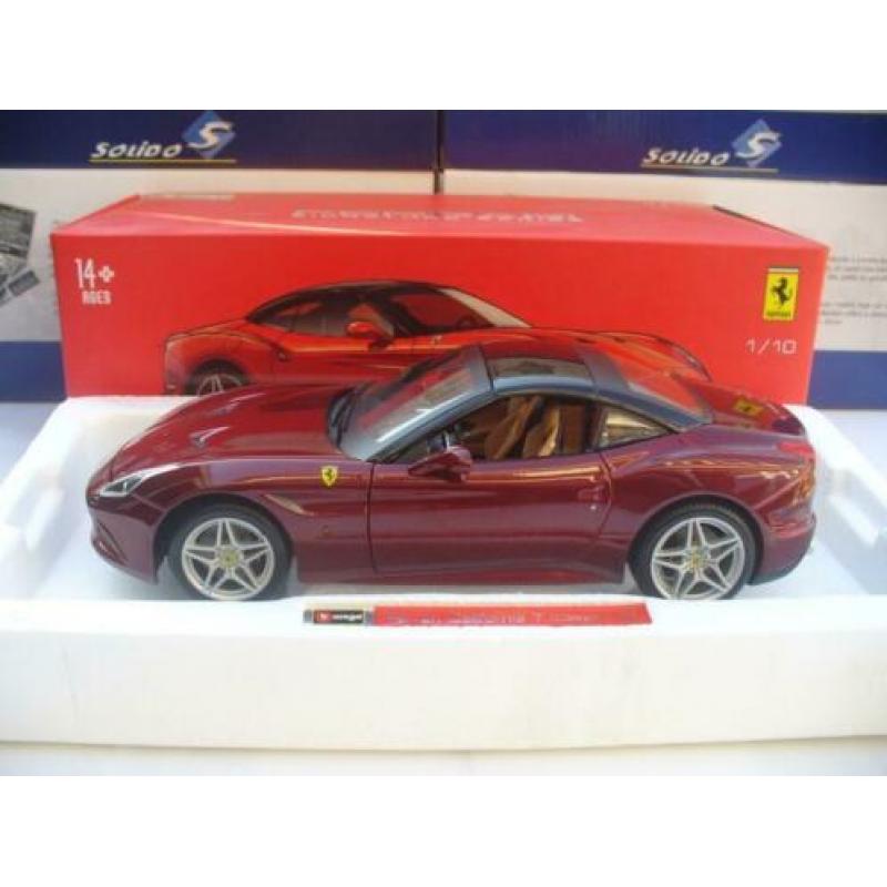 Bburago Signature 1/18 Ferrari California Coupe Donkerrood