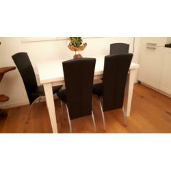 Eikenhouten tafel met handige laatjes + gratis stoelen!!