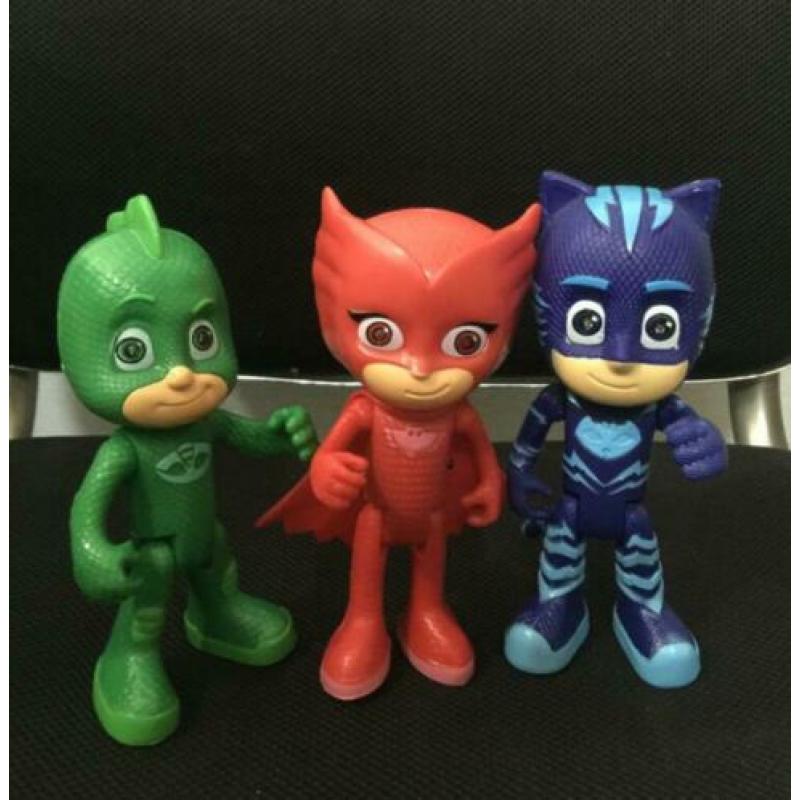 Super PJ MASKS Lighting Heroes (w/light) € 14,95 p/st