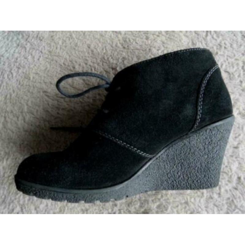 IZGS suede leren Dr. ADAM'S zwart sleehak veter schoenen 37