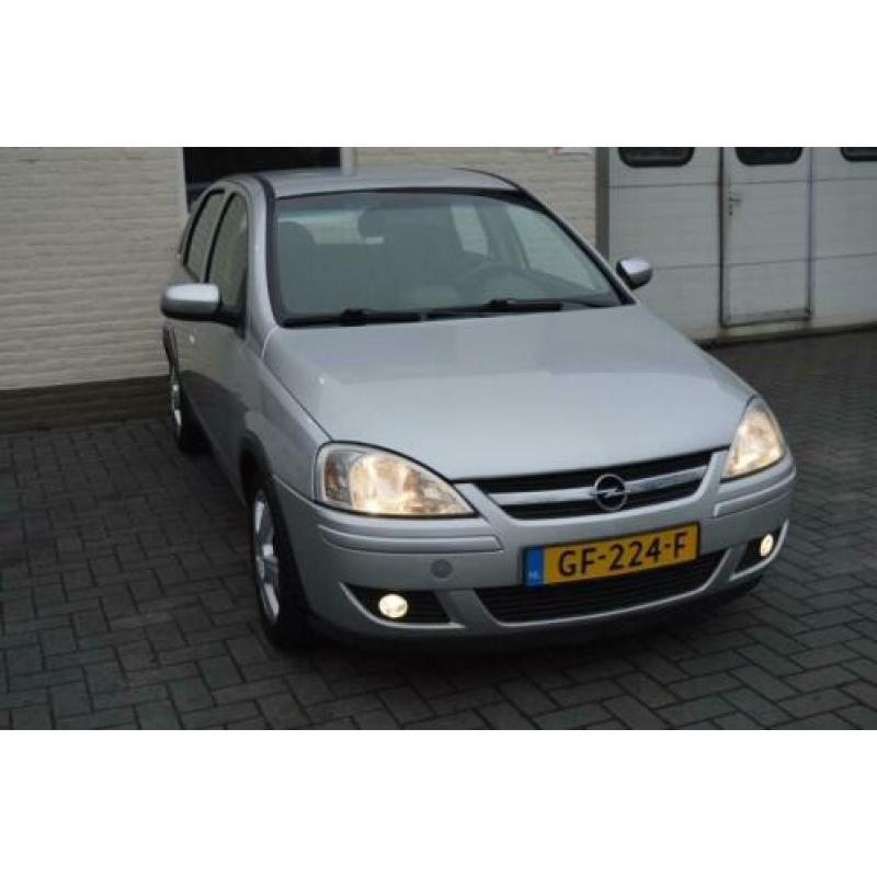 Opel Corsa 1.2-16V Essentia AUTOMAAT , NAVI, CRUISE ,AIRCO..