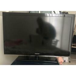 Zwarte Samsung LCD tv LE40C530