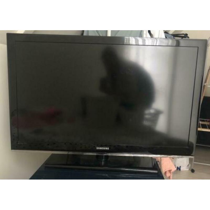 Zwarte Samsung LCD tv LE40C530