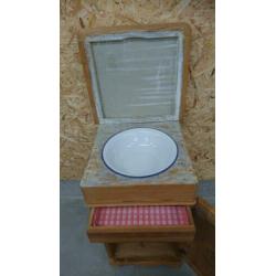 Brocante waskast uit Zweden / oude commode / kast