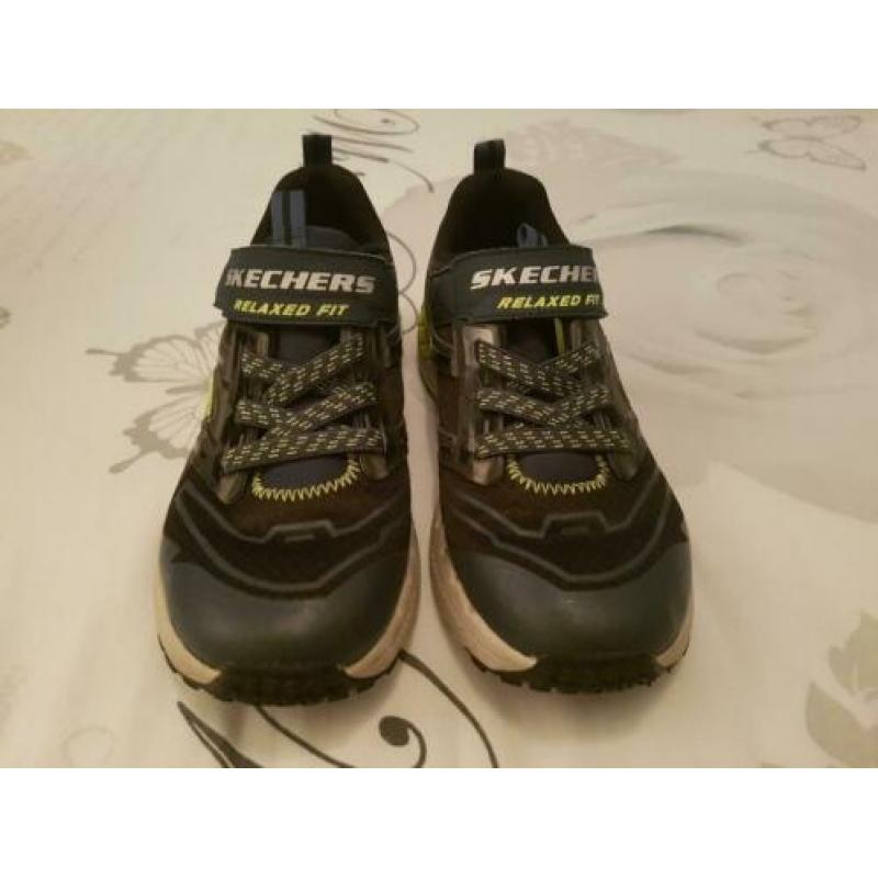 Skechers maat 35.(zgan)