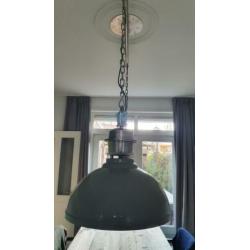 2 industriele hanglampen - 53 cm diameter 60 cm hoog