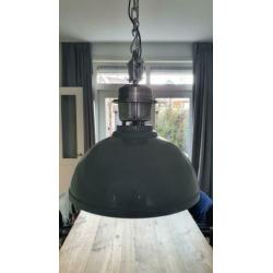 2 industriele hanglampen - 53 cm diameter 60 cm hoog