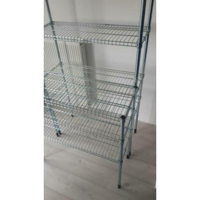 1 hoge & 1 lage stellingkast Omar (Ikea) - 2x 92cm breed