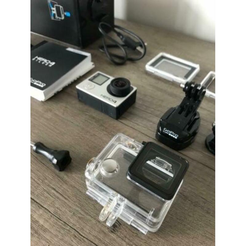 Zeer nette GoPro Hero 4 Silver (Compleet en z.g.a.n.)