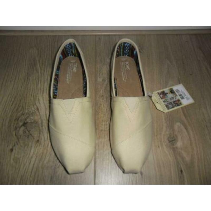 TOMS Beige Instappers Maat 42,5 (NIEUW)