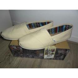 TOMS Beige Instappers Maat 42,5 (NIEUW)