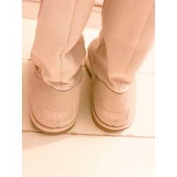 UGG summer white/creme size 39.5